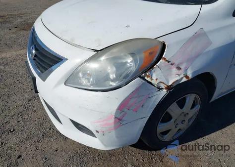 2013 Nissan Versa 1.6 Sv из США, поврежденный, VIN 3N1CN7AP4DL883180